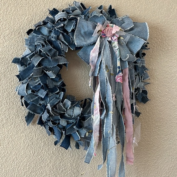 Boho Shabby Rag Wreath Denim Country Cottage Wall Decor Bow Farmhouse - Picture 12 of 12